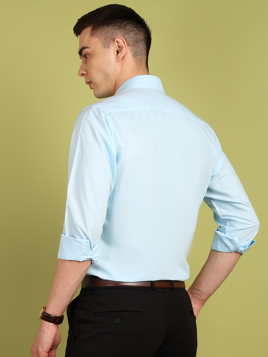Image of FUBAR Men Slim Fit Solid Spread Collar Formal Shirt
