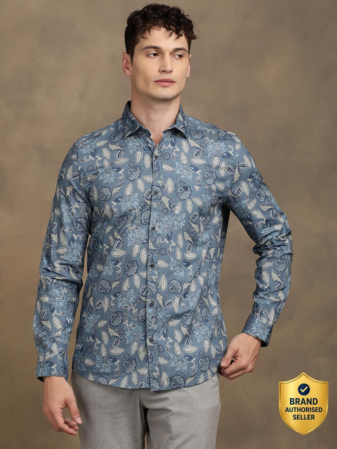 Image of TURTLE Men Printed Casual Blue Shirt