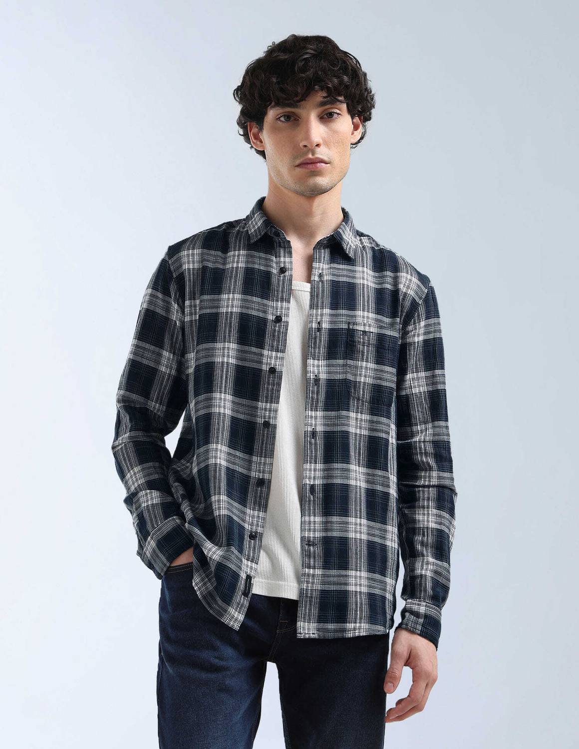 FLYING MACHINE Men Checkered Casual Blue Shirt