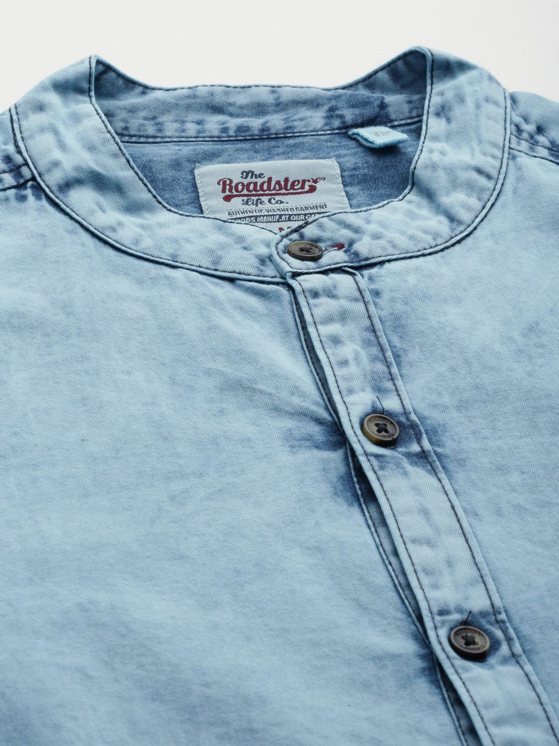 Image of Roadster Men Solid Casual Blue Shirt
