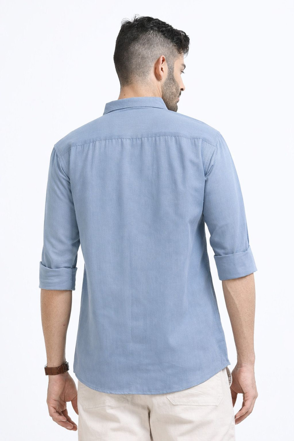 Image of WHISQ Men Solid Casual Light Blue Shirt