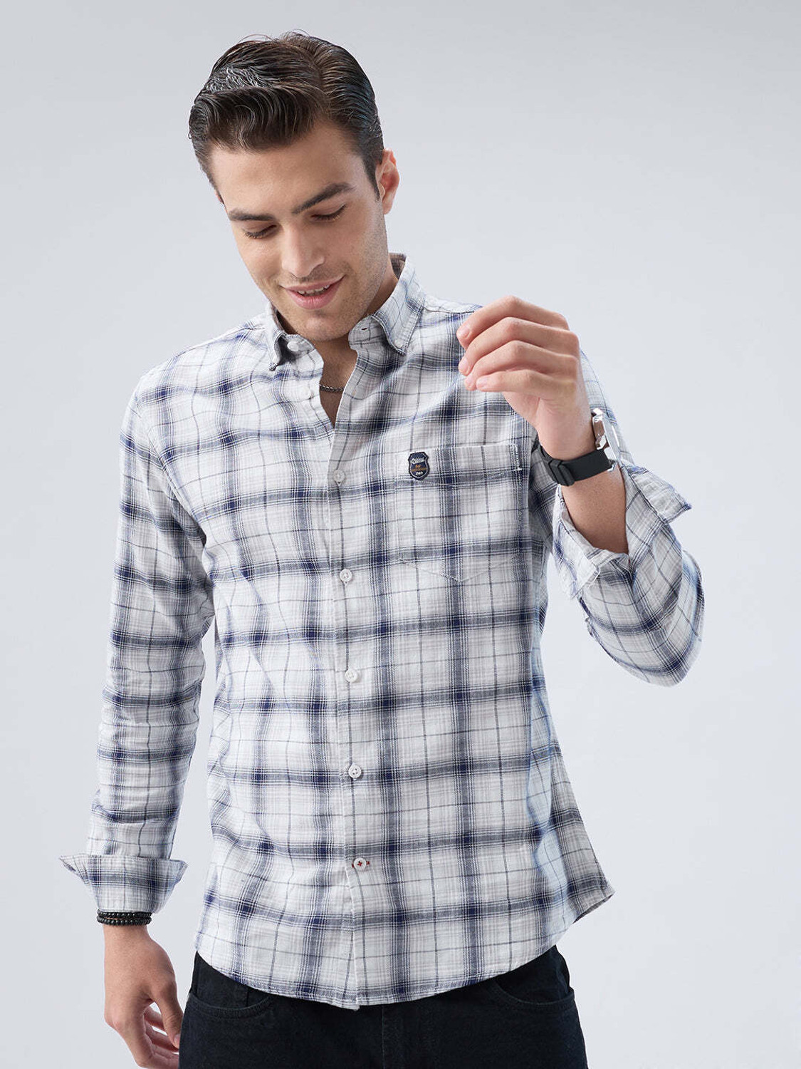 Image of VASTRADO Men Checkered Casual White Shirt