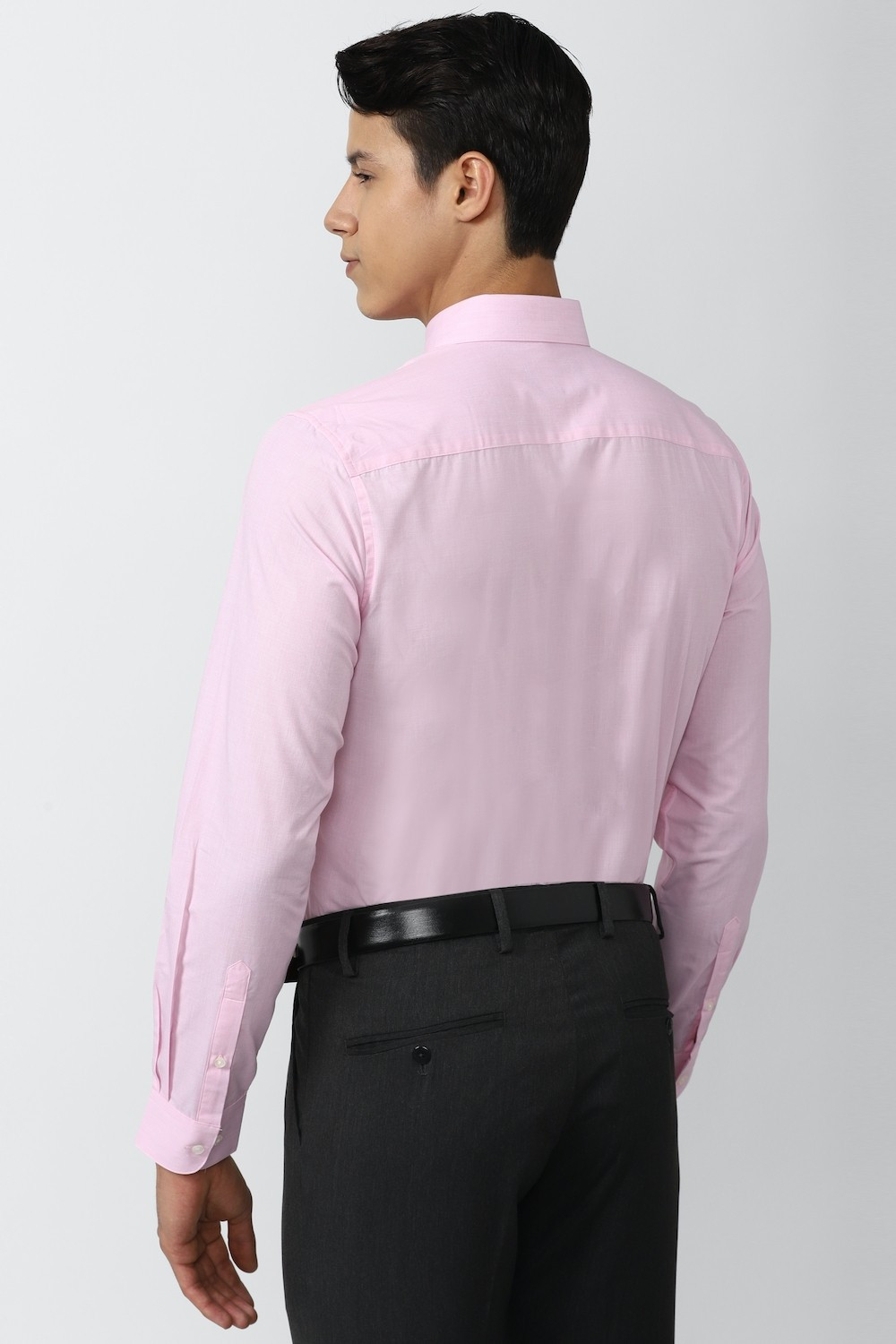 Image of PETER ENGLAND Men Solid Formal Pink Shirt