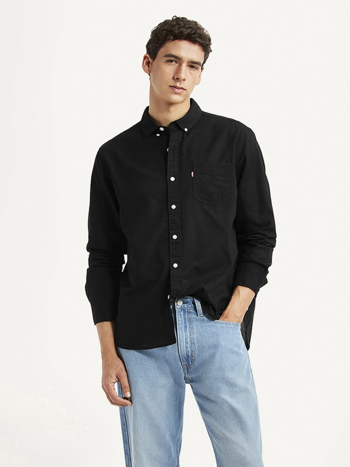 Image of LEVI'S Men Solid Casual Black Shirt