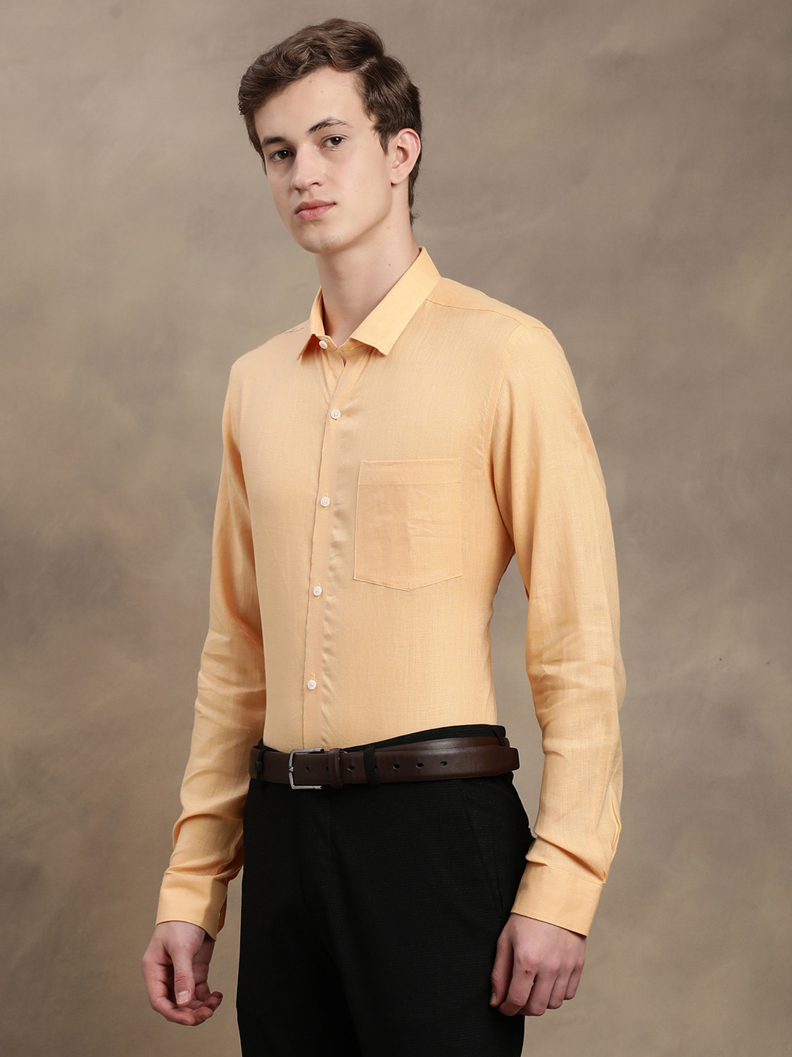 Image of TURTLE Men Slim Fit Solid Spread Collar Formal Shirt