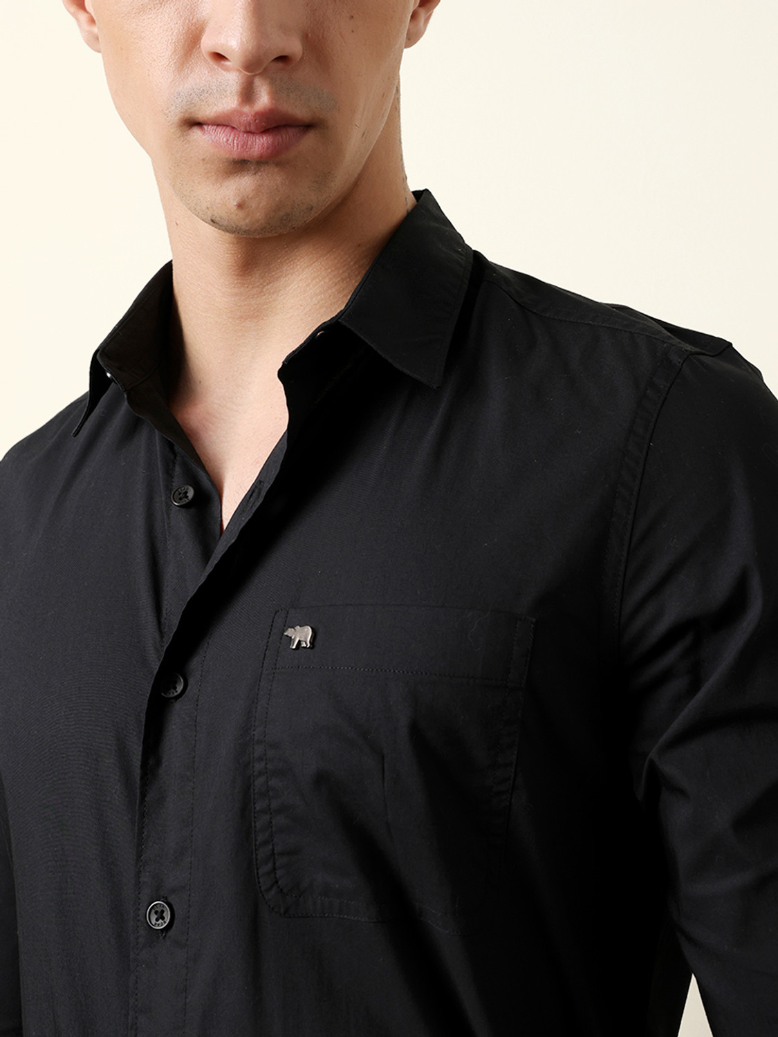 Image of THE BEAR HOUSE Men Solid Casual Black Shirt