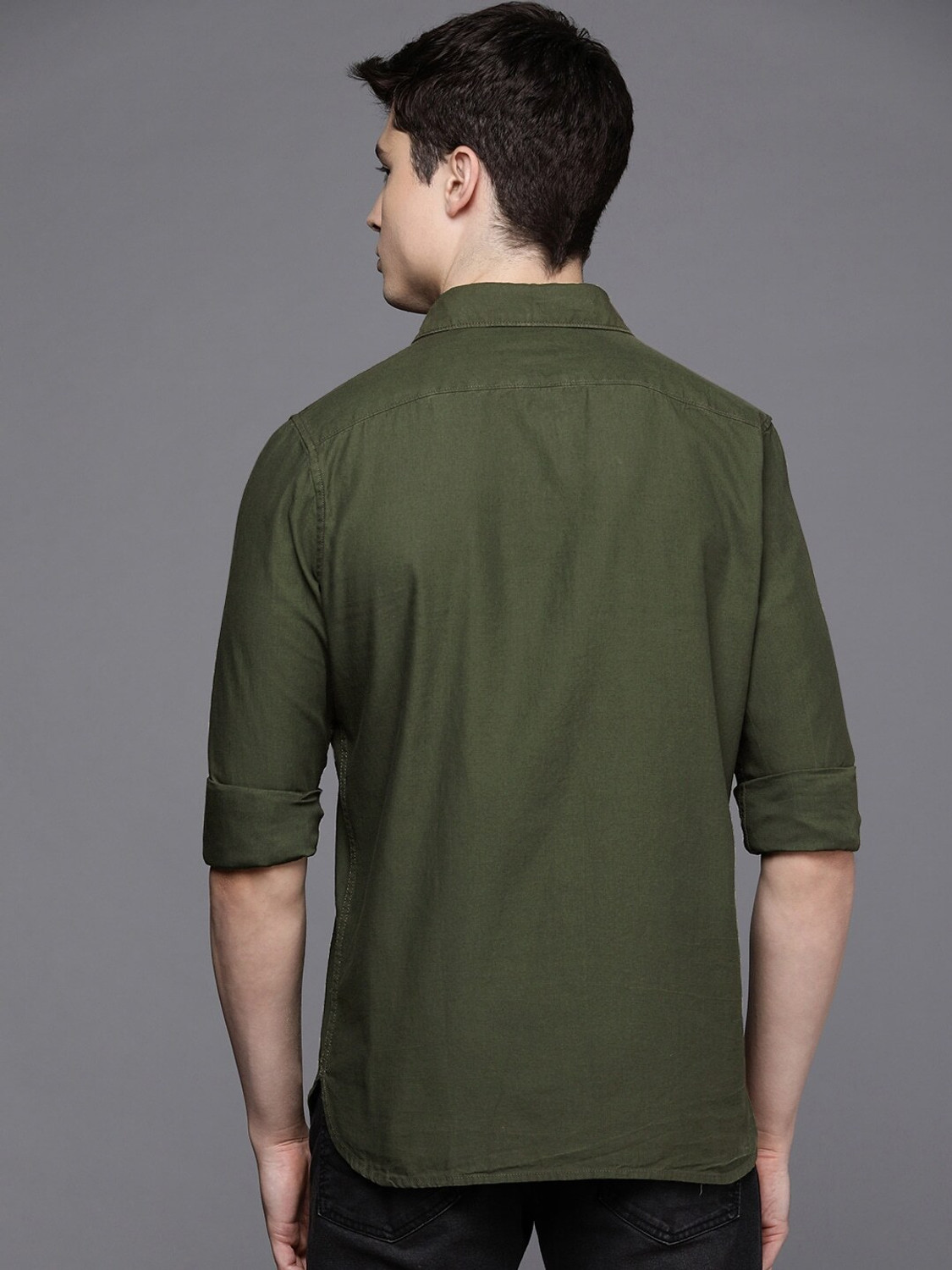 Image of WROGN Men Solid Casual Dark Green Shirt