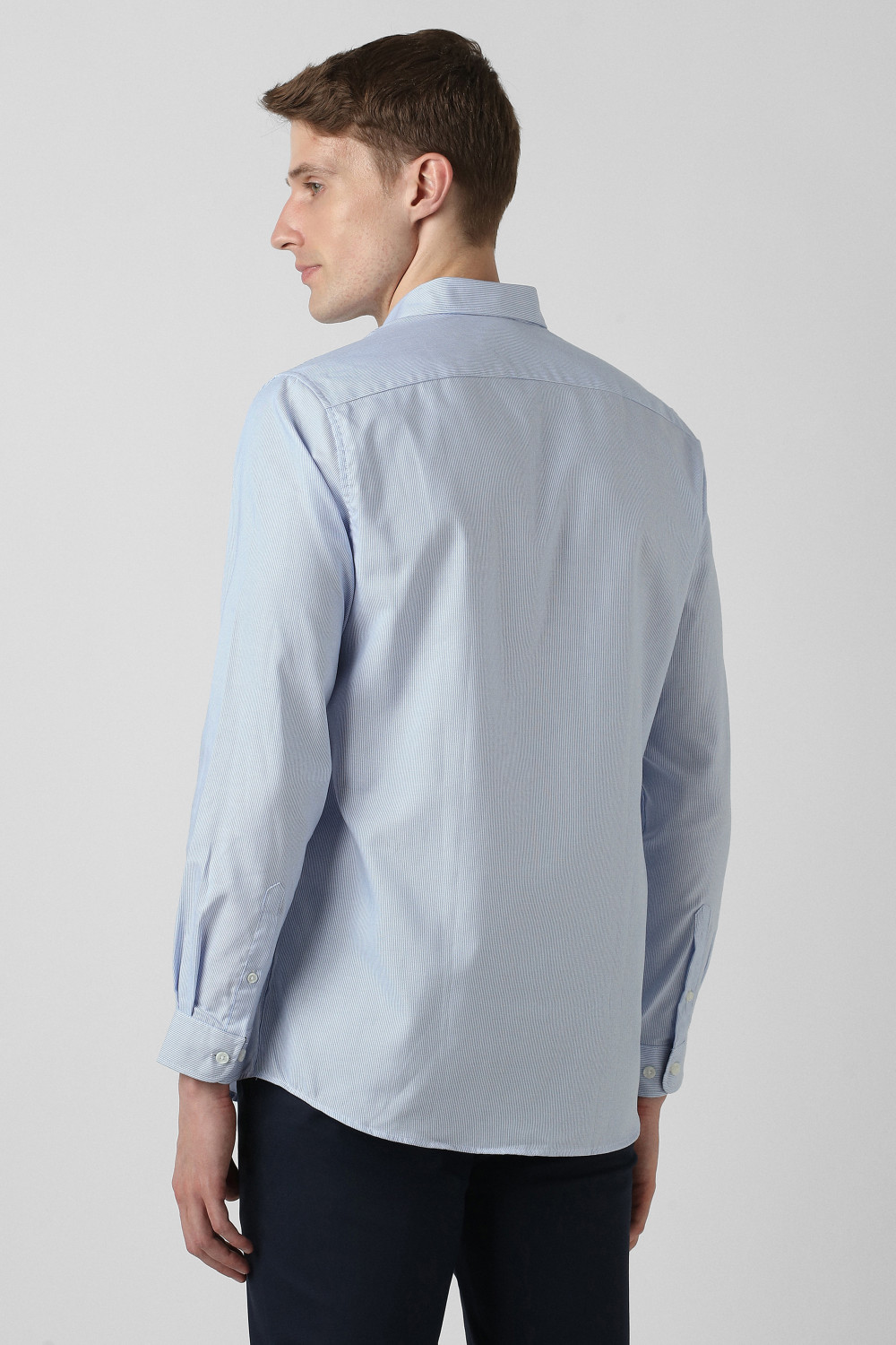 Image of PETER ENGLAND Men Solid Casual Blue Shirt