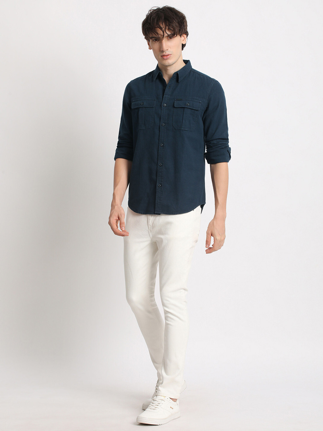 Image of THE BEAR HOUSE Men Solid Casual Blue Shirt