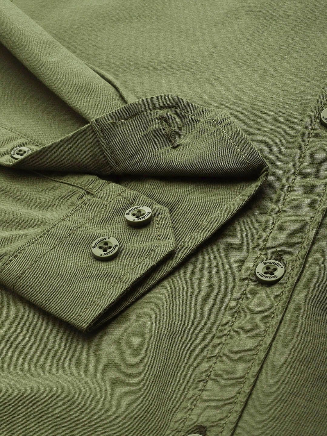 Image of Roadster Men Solid Casual Green Shirt