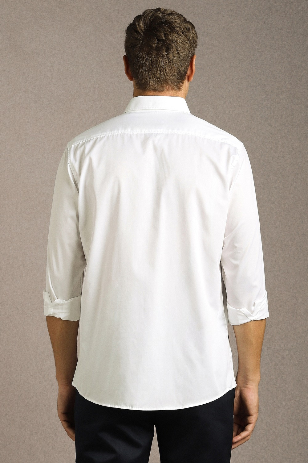 Image of LOUIS PHILIPPE Men Solid Casual White Shirt