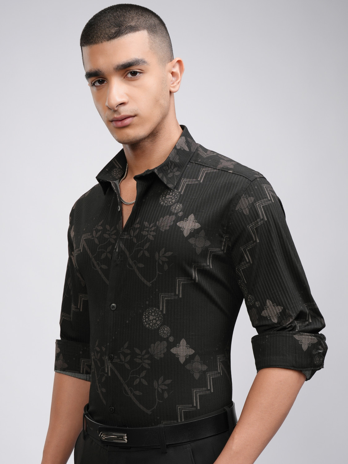 Image of HIGHLANDER Men Printed Casual Multicolor Shirt