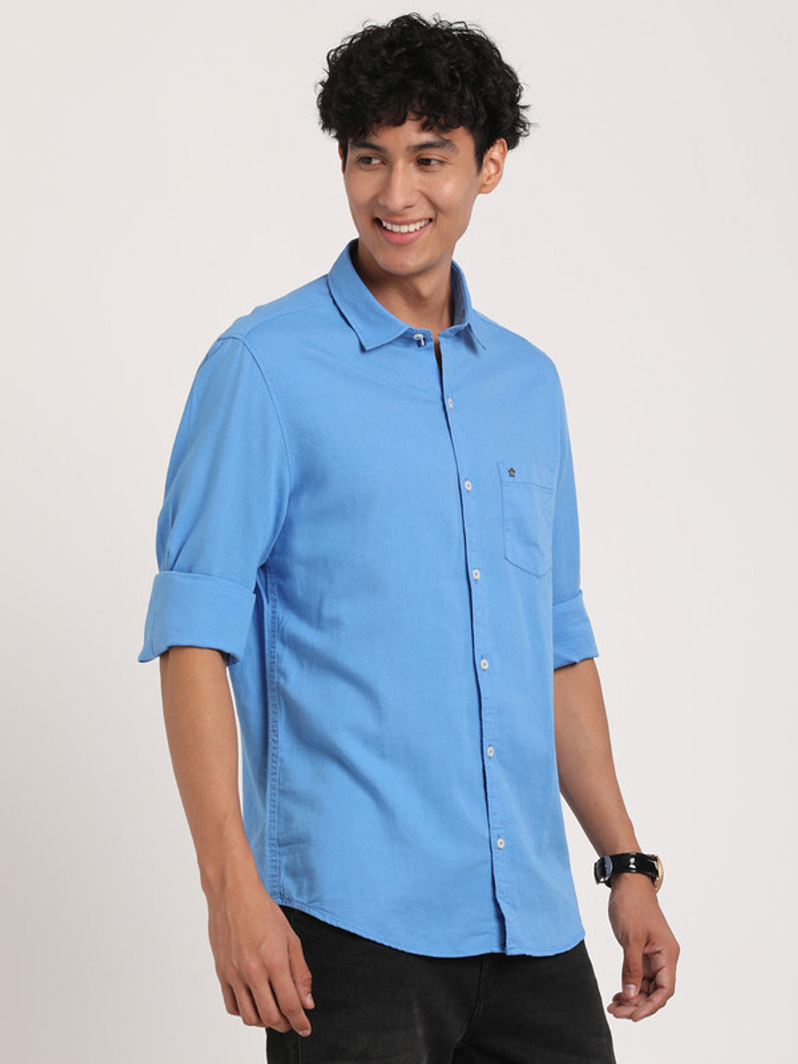 Image of TURTLE Men Solid Casual Blue Shirt
