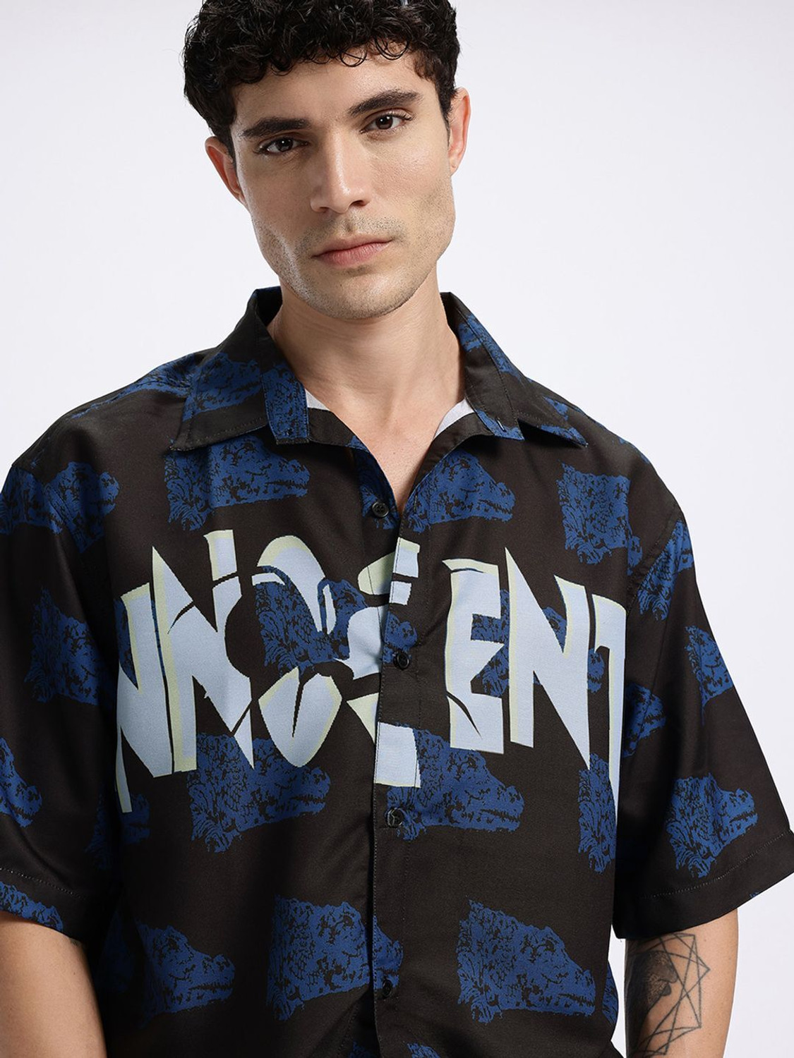 Image of Glitchez Men Printed Casual Black Shirt