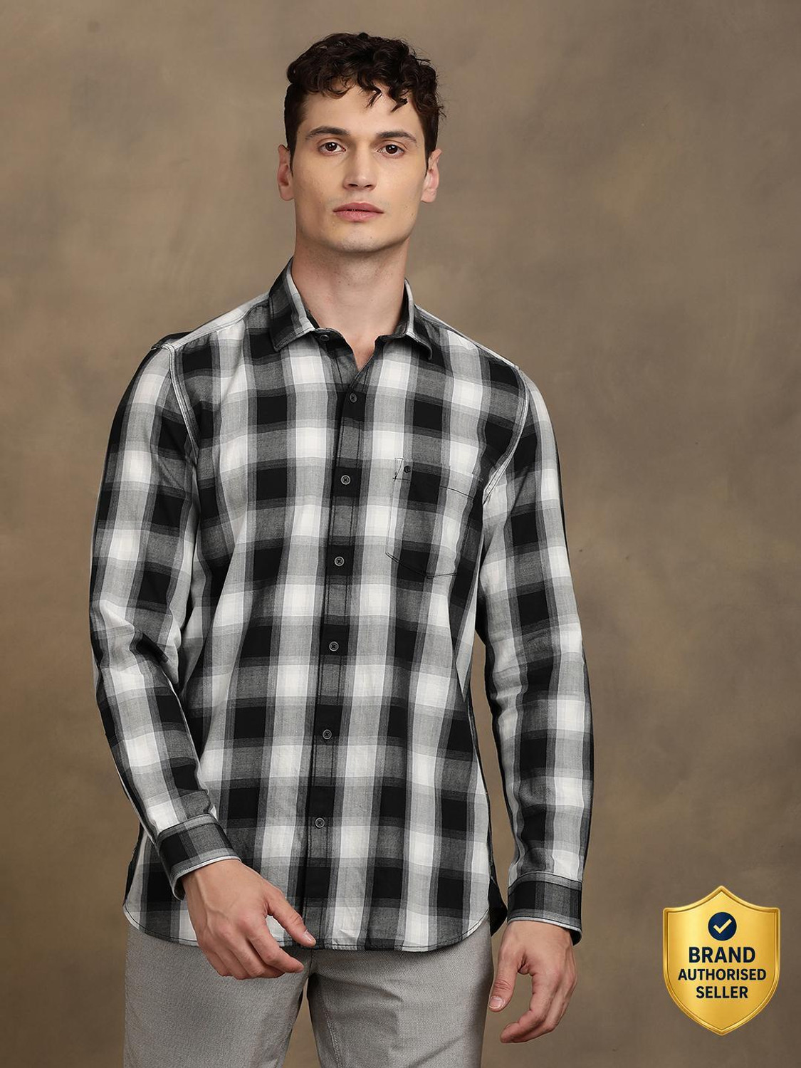Image of TURTLE Men Checkered Casual Grey Shirt