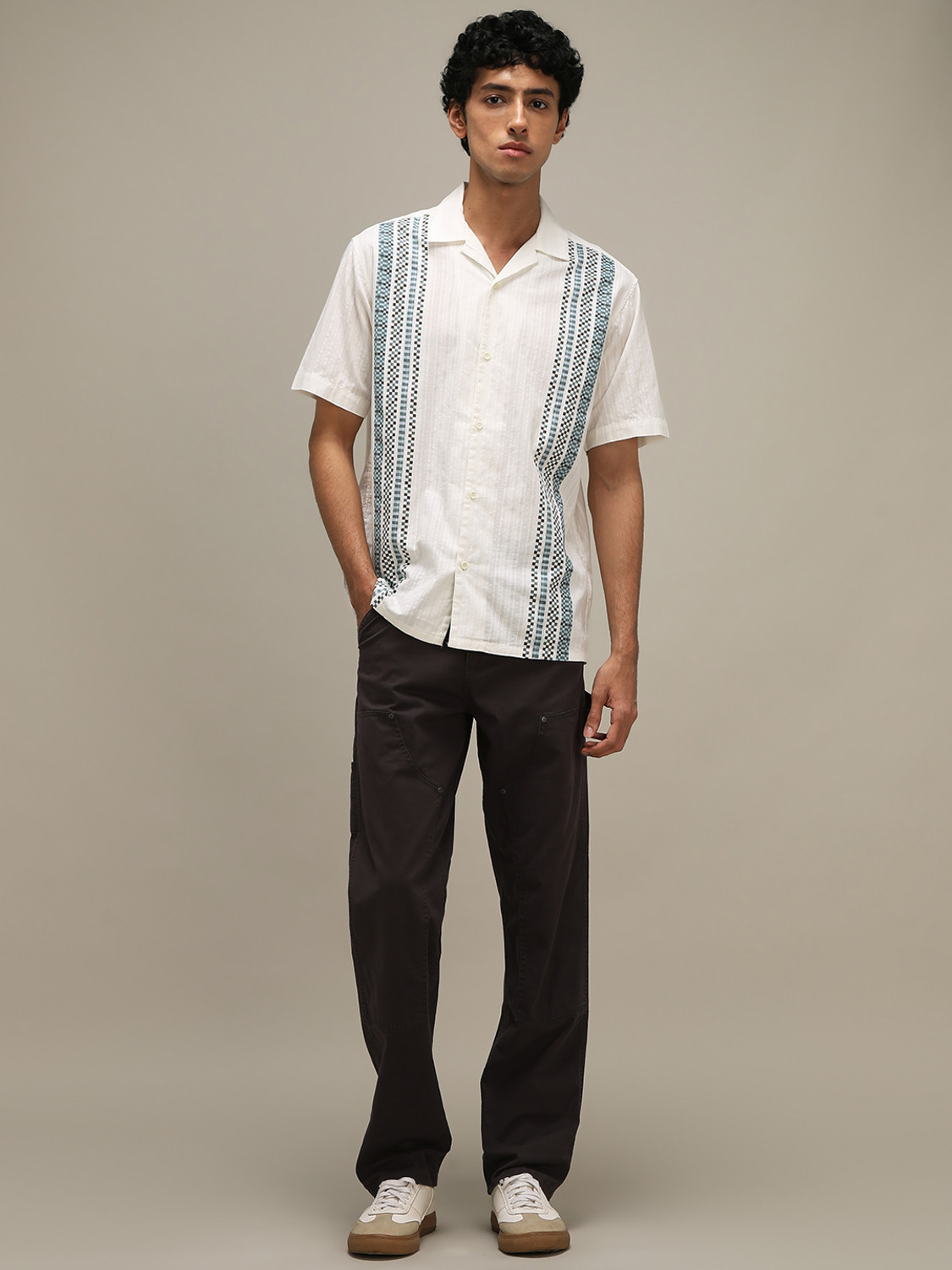 Image of MUFTI Men Relaxed Fit Geometric Print Spread Collar Casual Shirt