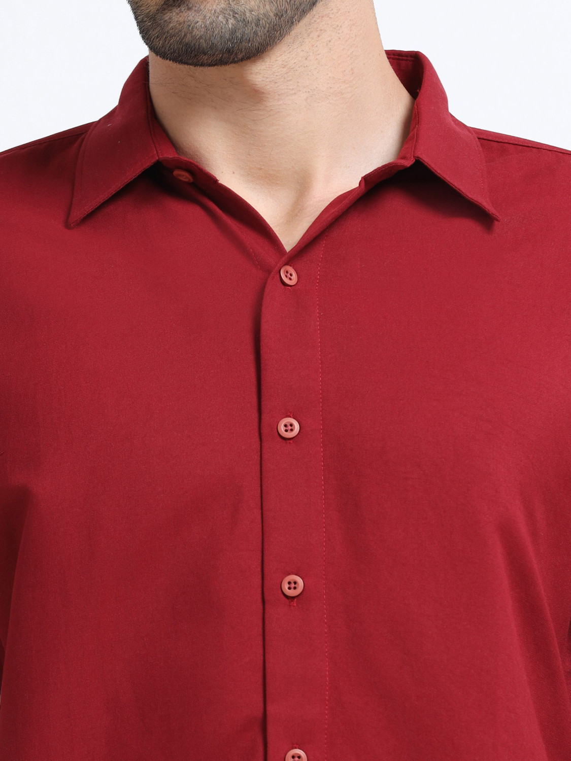 Image of WHISQ Men Solid Casual Maroon Shirt