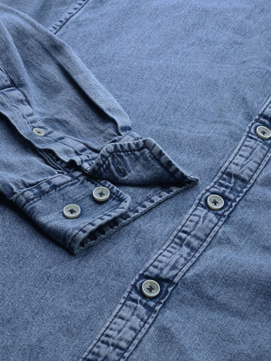 Image of Roadster Men Solid Casual Blue Shirt