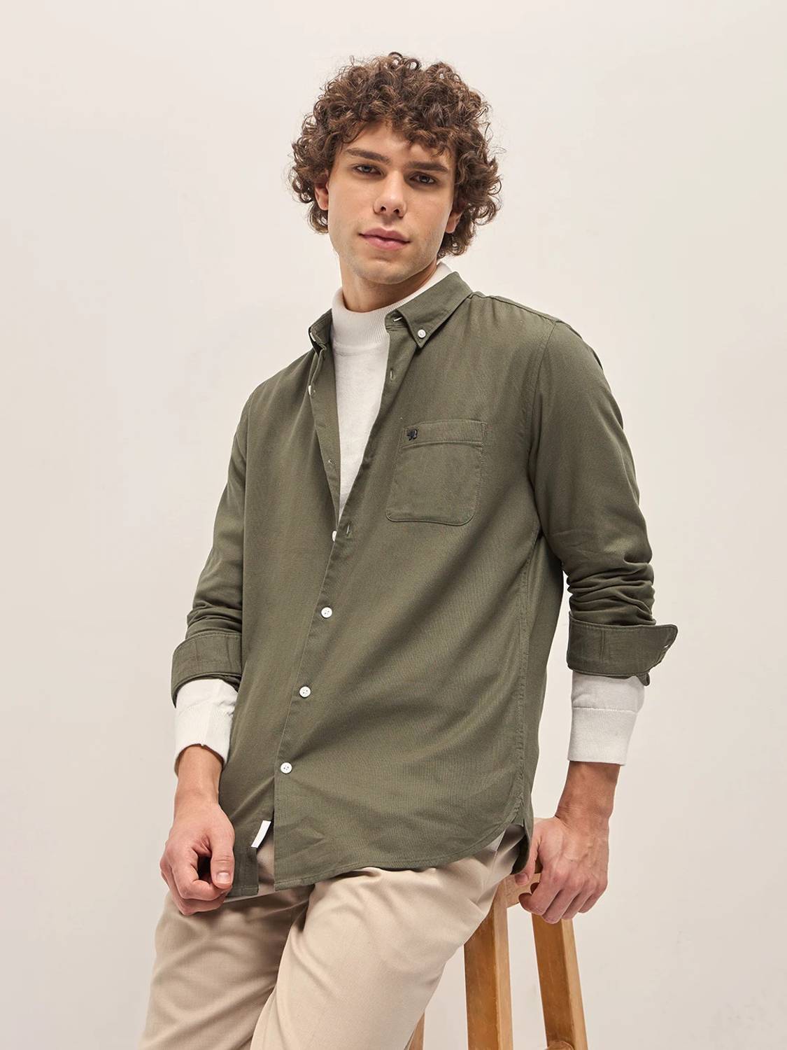 THE BEAR HOUSE Men Solid Casual Dark Green Shirt