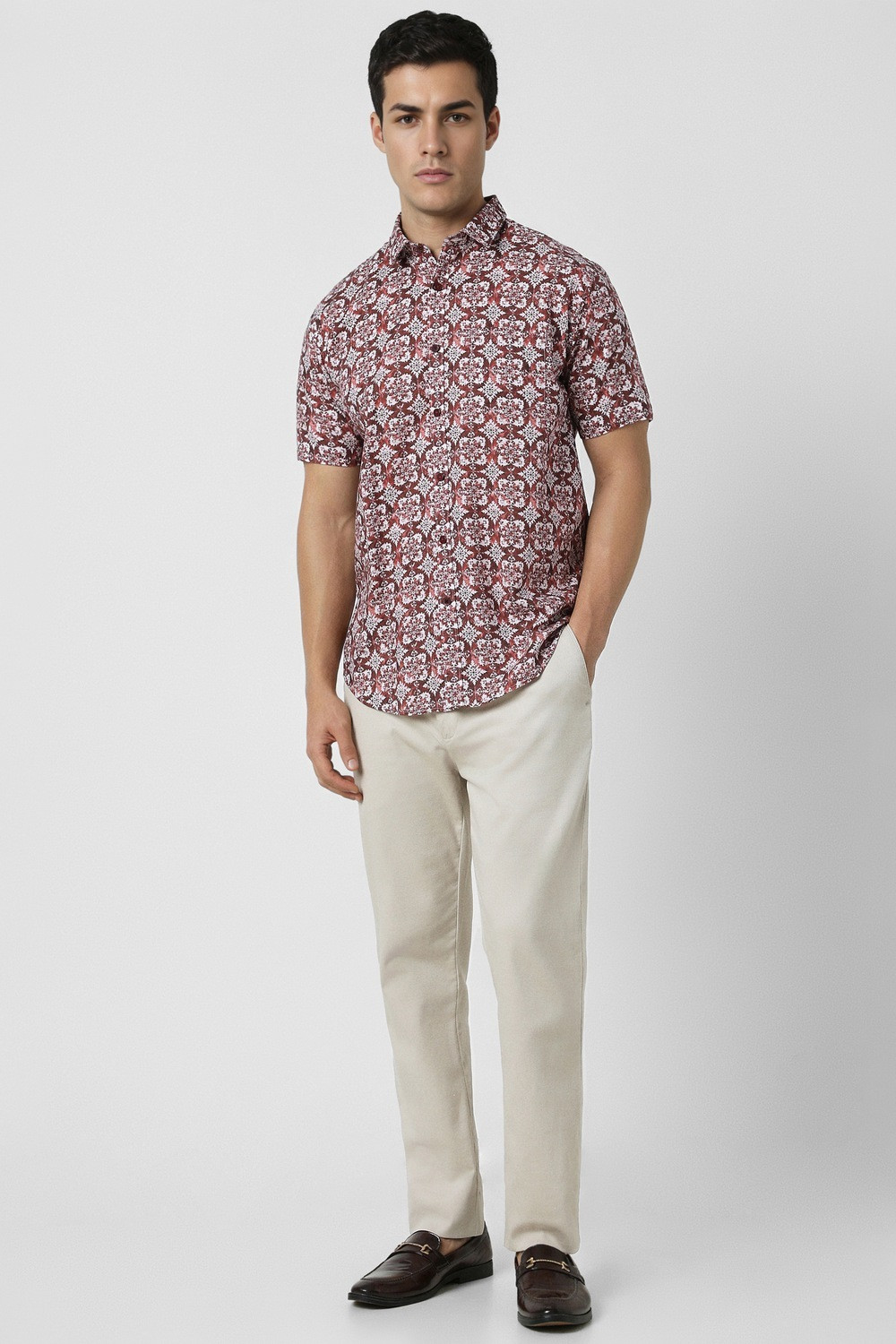 Image of VAN HEUSEN Men Printed Party Maroon Shirt