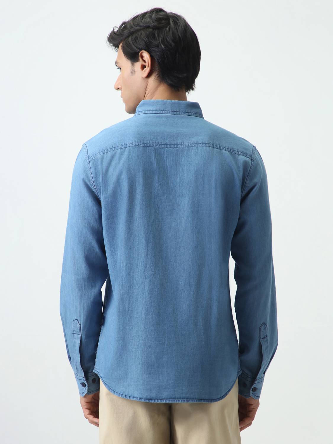 Urbano Fashion Men Solid Casual Light Blue Shirt - Image 3