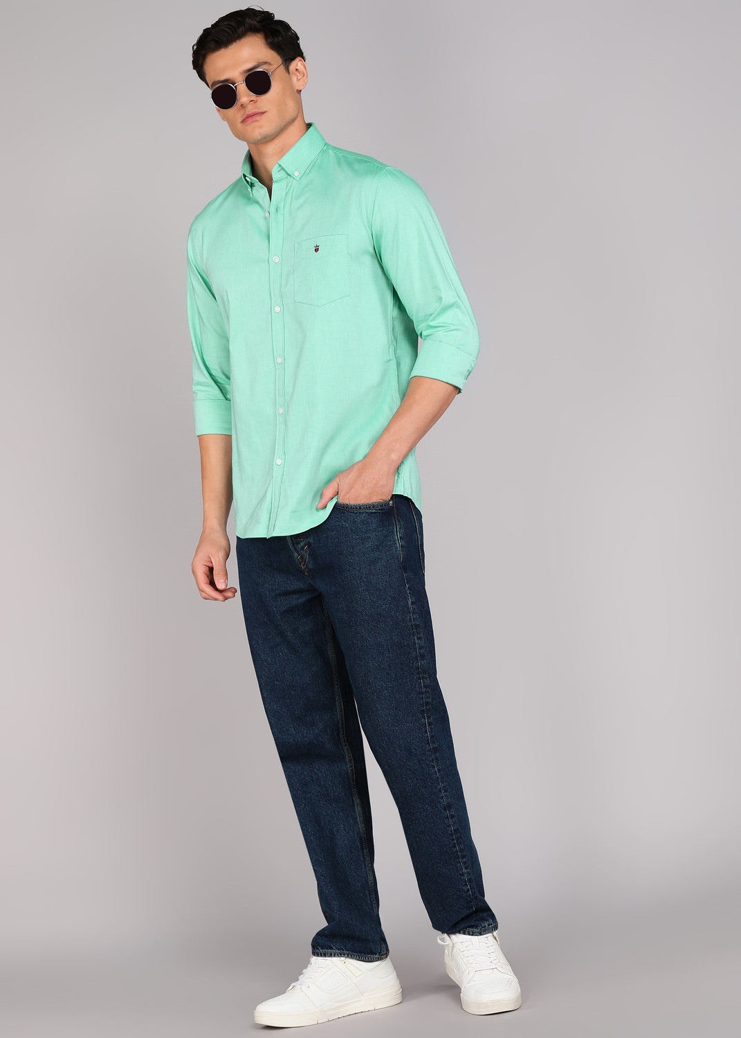 Image of Louis Philippe Sport Men Solid Casual Green Shirt