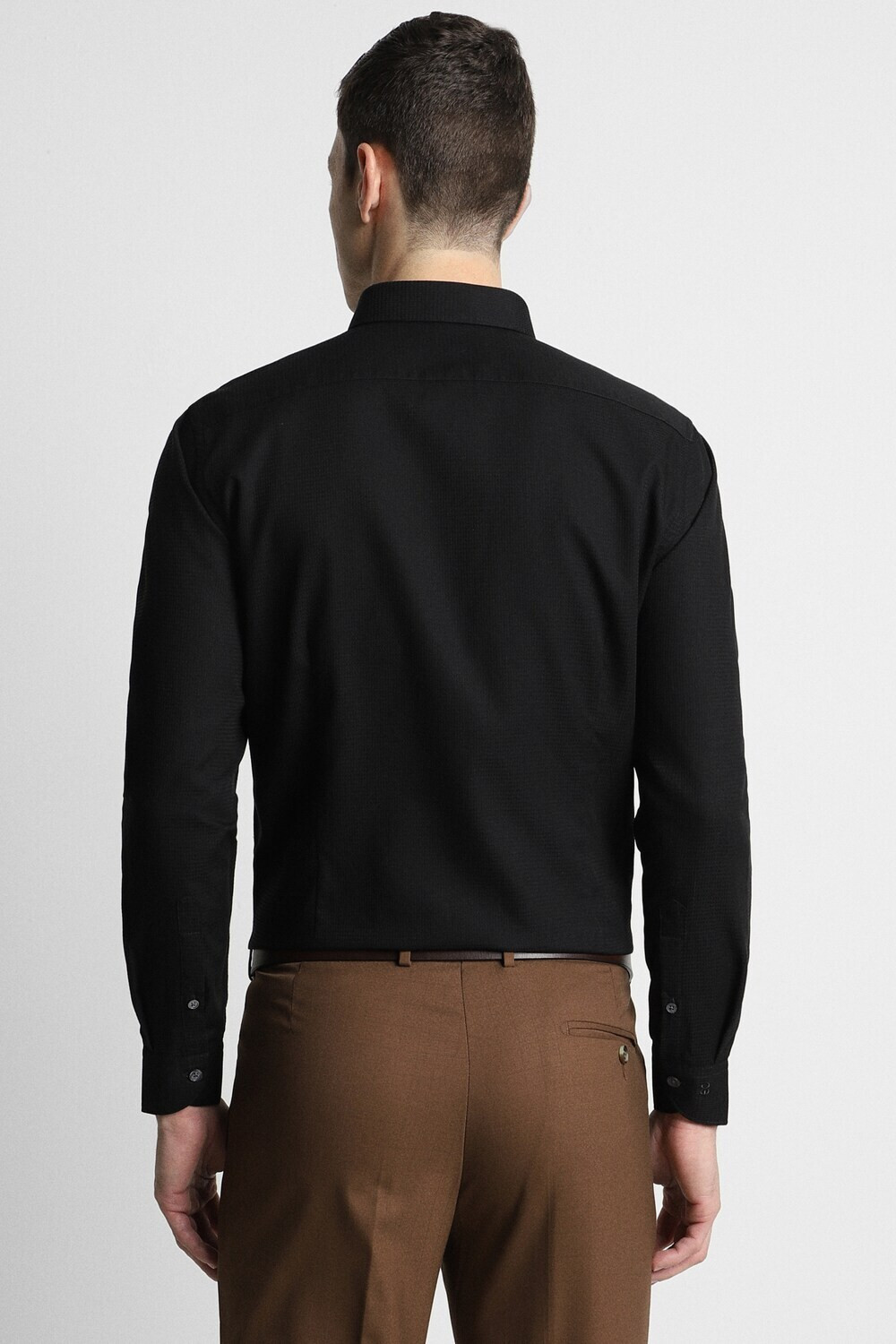 Image of PETER ENGLAND Men Solid Formal Black Shirt
