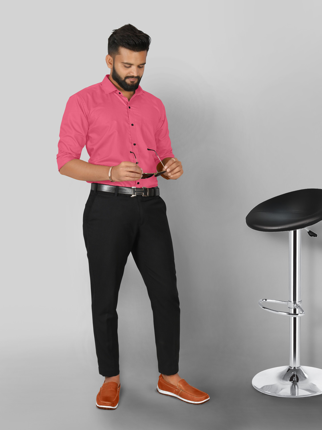 Image of FIBERMILL Men Solid Formal Pink Shirt