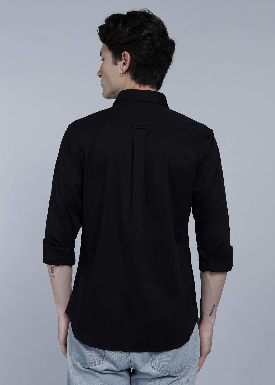 Image of U.S. POLO ASSN. Men Tailored Fit Solid Cut Away Collar Casual Shirt