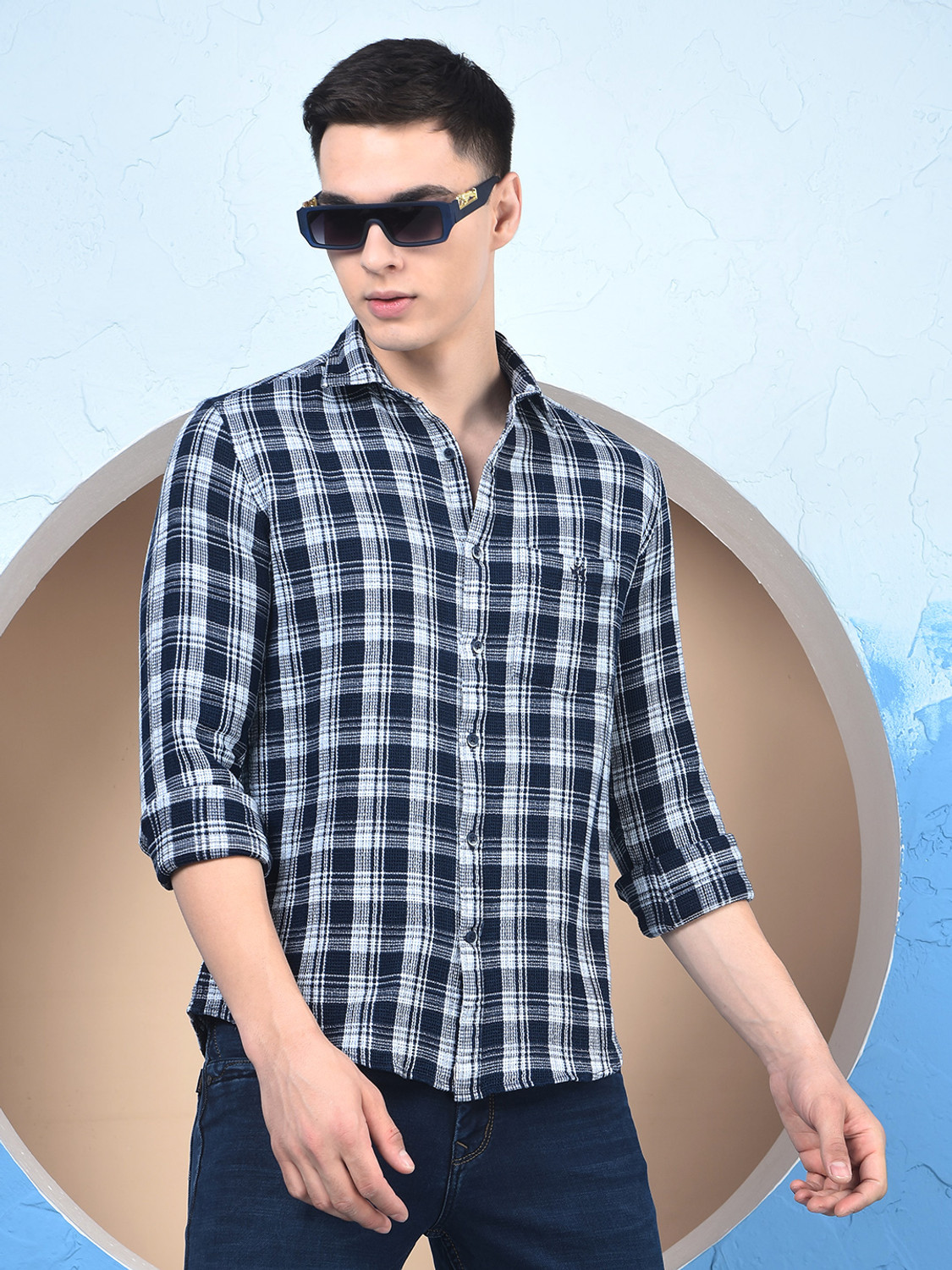 Image of CRIMSOUNE CLUB Men Checkered Casual Blue Shirt