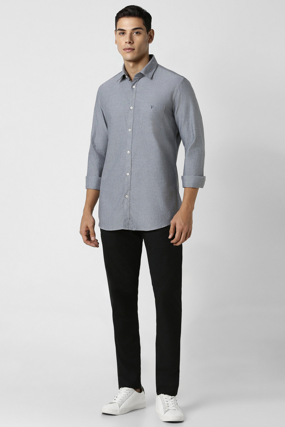 Image of VAN HEUSEN SPORT Men Solid Casual Black Shirt