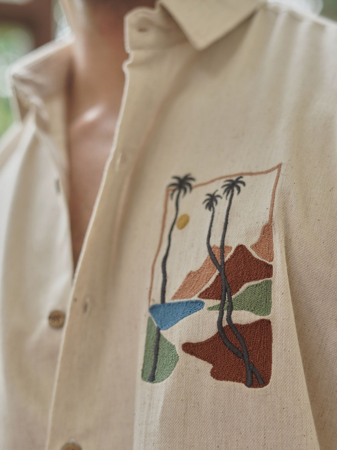 Image of COMBRAIDED Men Floral Print Casual Beige Shirt