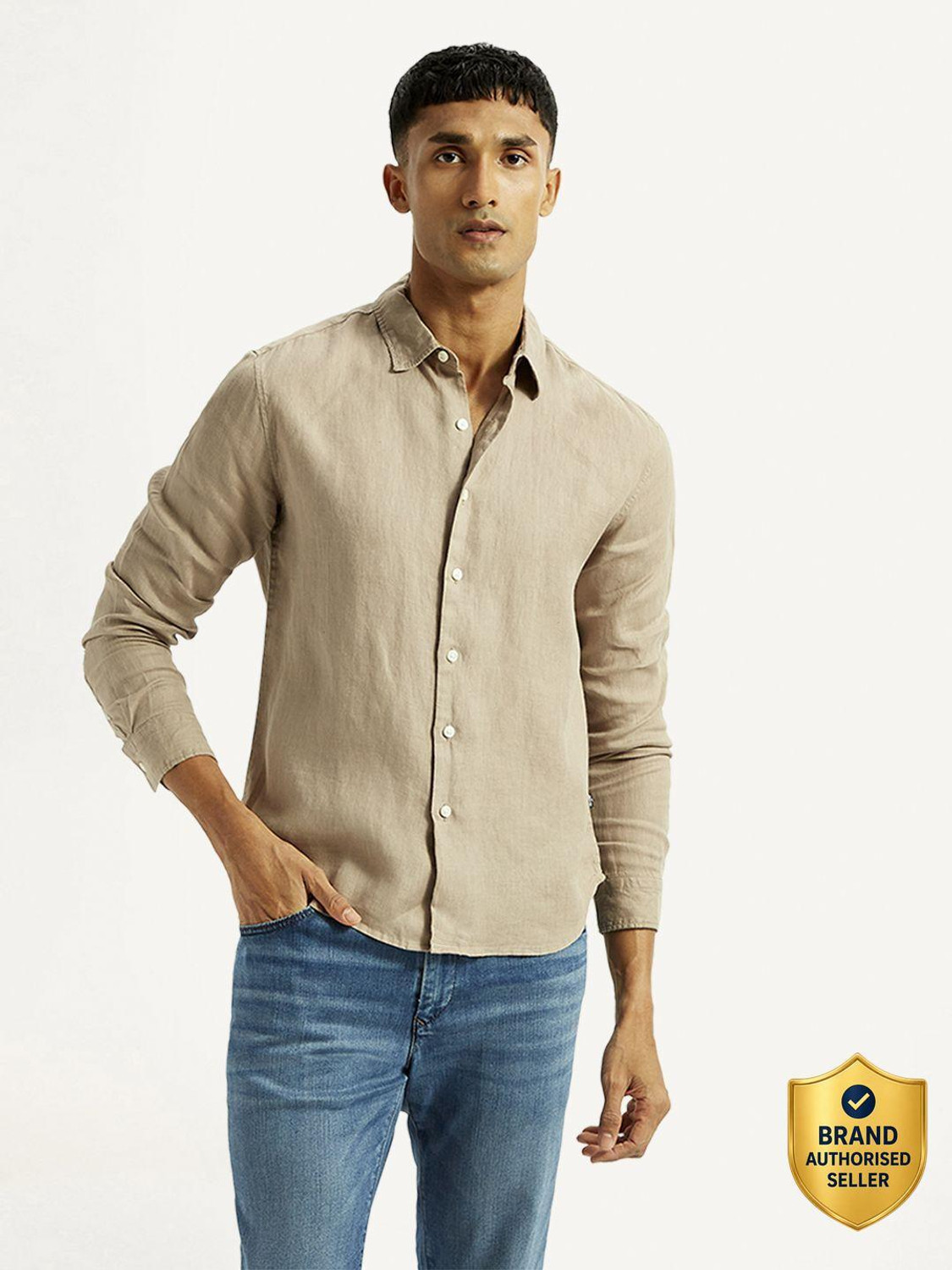 Image of LEVI'S Men Solid Casual Beige Shirt
