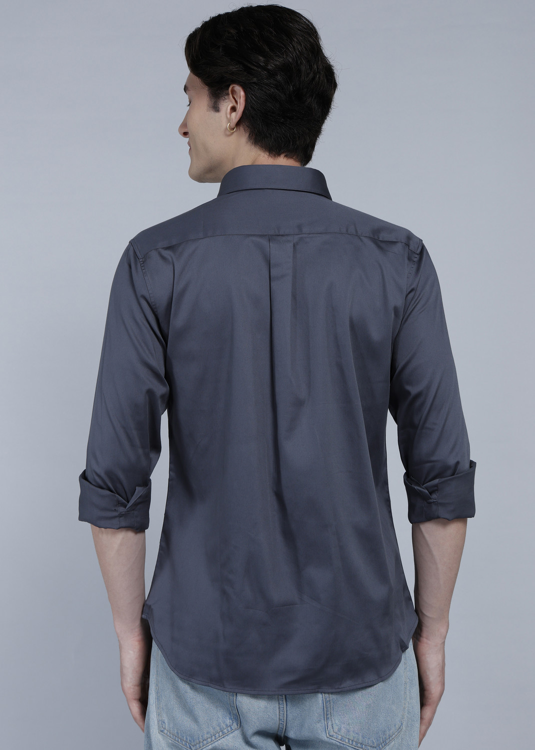 Image of U.S. POLO ASSN. Men Tailored Fit Solid Spread Collar Casual Shirt