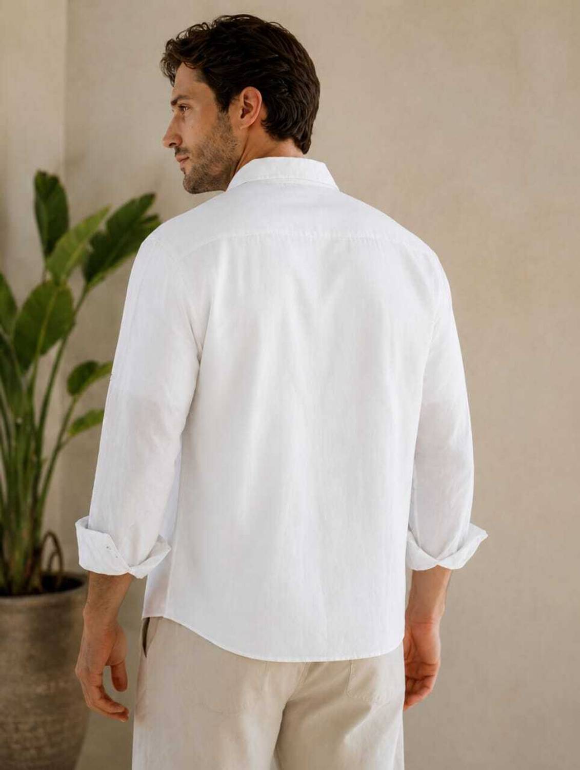 Kesar Men White Casual Shirt - Image 2