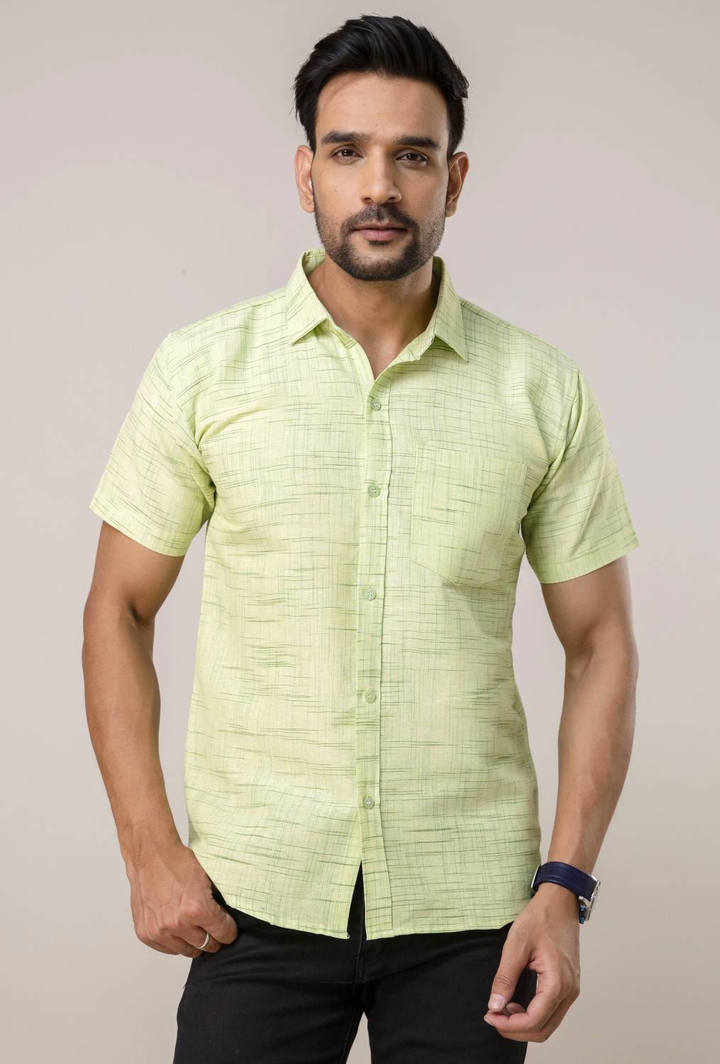 Auzanoor Collection Men Solid Casual Green Shirt