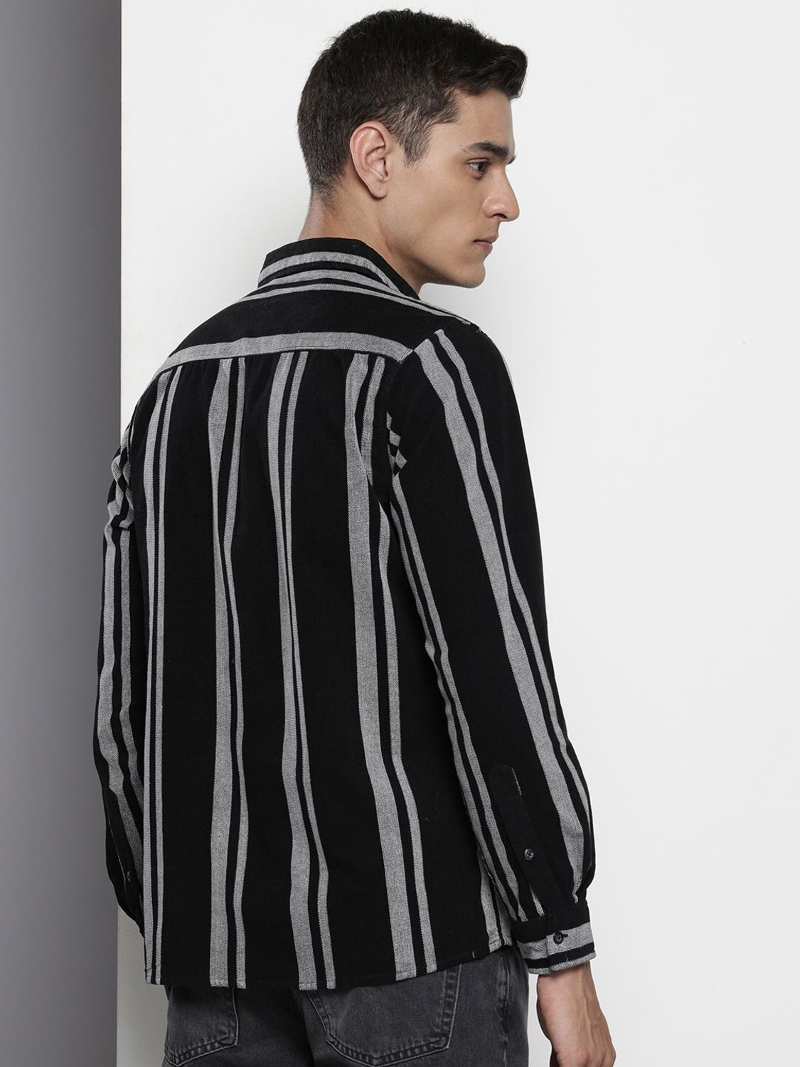 Image of The Indian Garage Co. Men Printed Casual Black Shirt