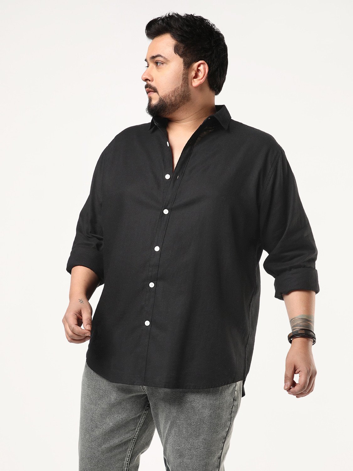 Image of Urbano Plus Men Solid Casual Black Shirt