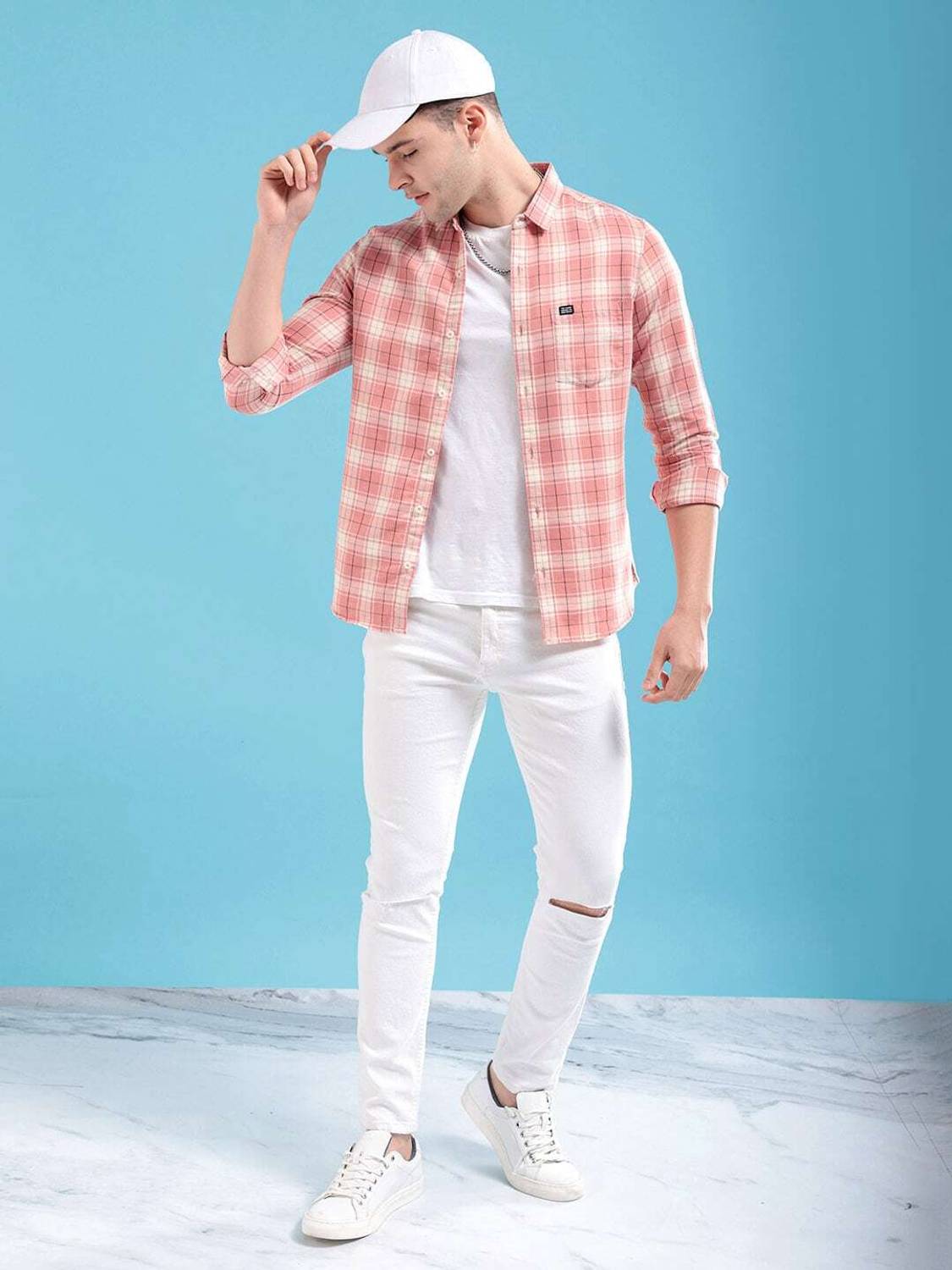 The Indian Garage Co. Men Pink Checkered Casual Shirt - Image 4
