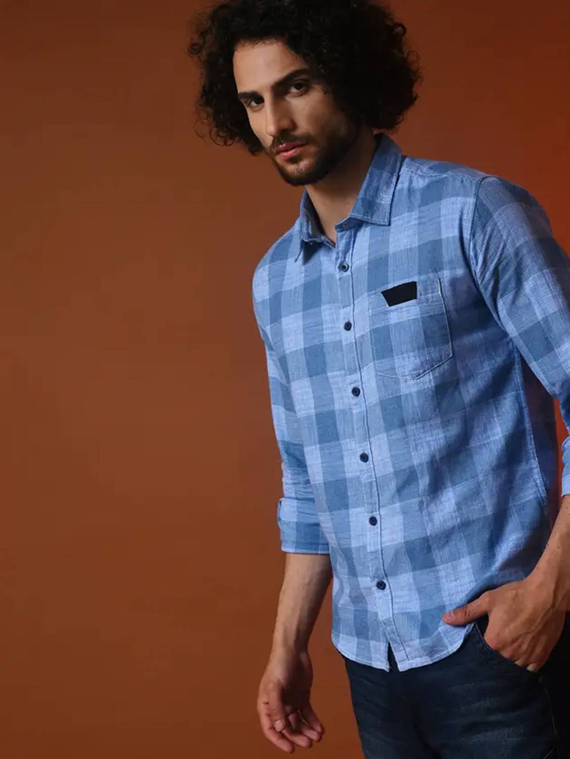 CAMPUS SUTRA Men Regular Fit Checkered Spread Collar Casual Shirt