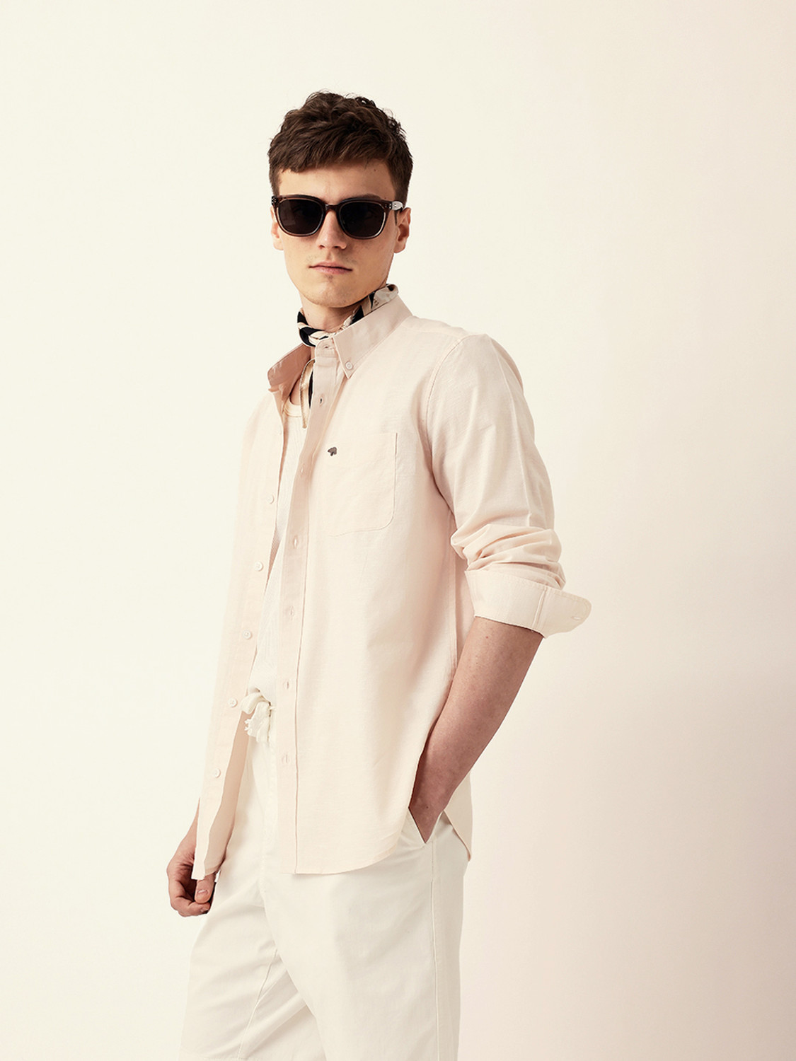 Image of THE BEAR HOUSE Men Solid Casual Pink Shirt
