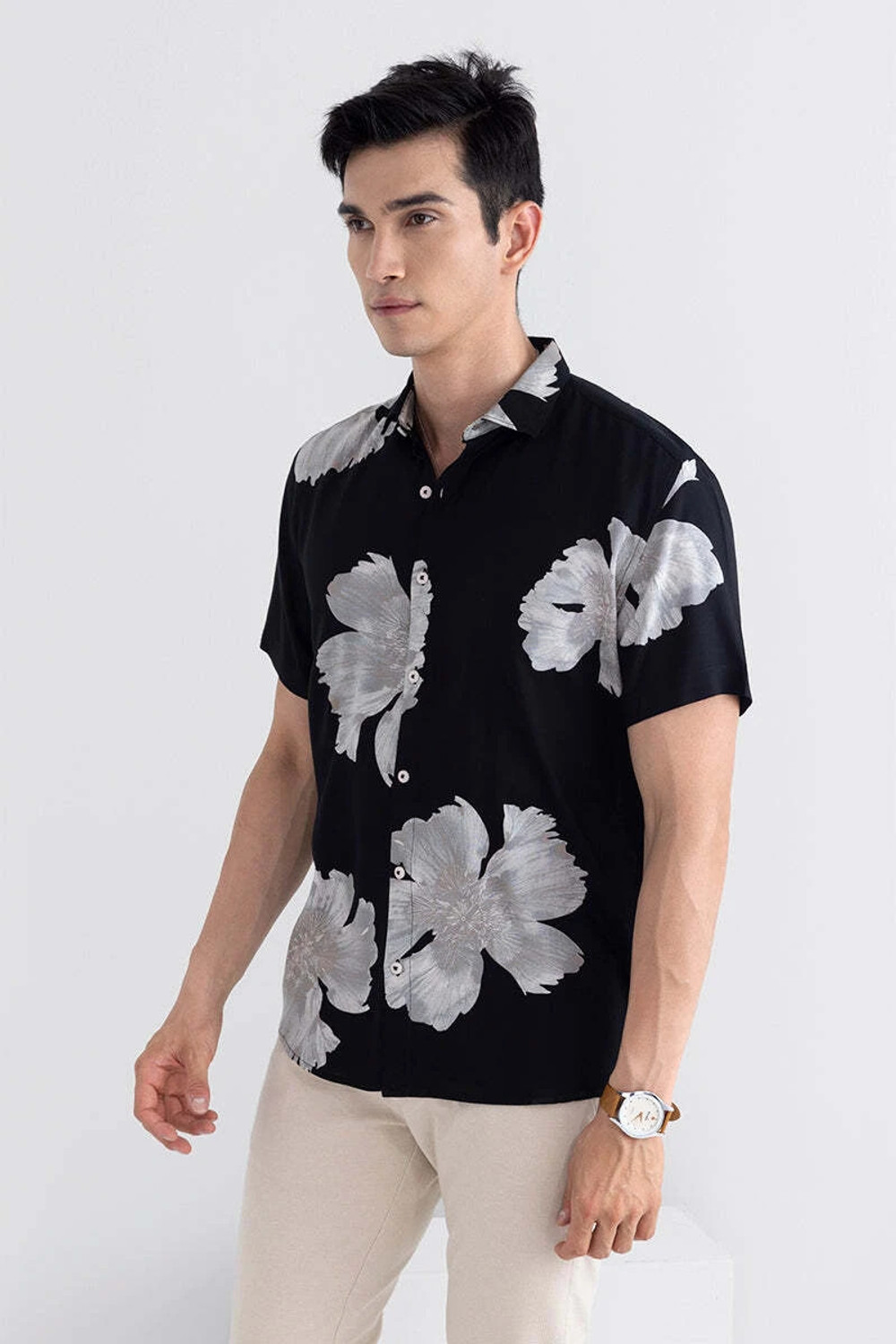 Image of Snitch Men Floral Print Casual Black Shirt