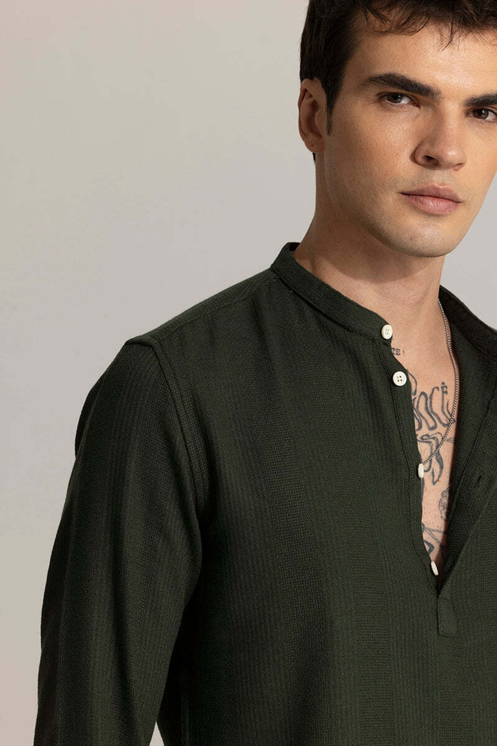 Image of Snitch Men Solid Straight Kurta