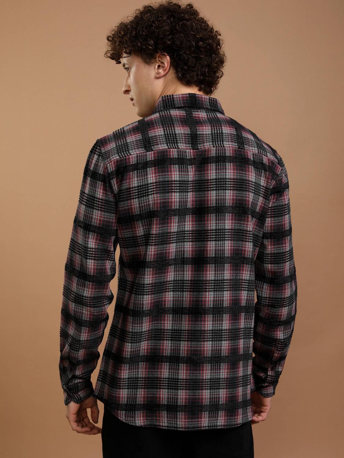 HIGHLANDER Men Slim Fit Checkered Shirt - Image 2