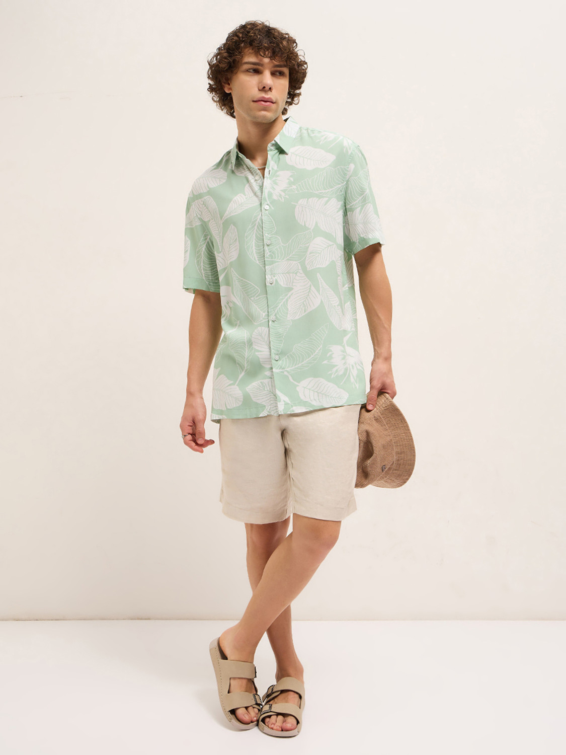 Image of THE BEAR HOUSE Men Printed Casual Green Shirt