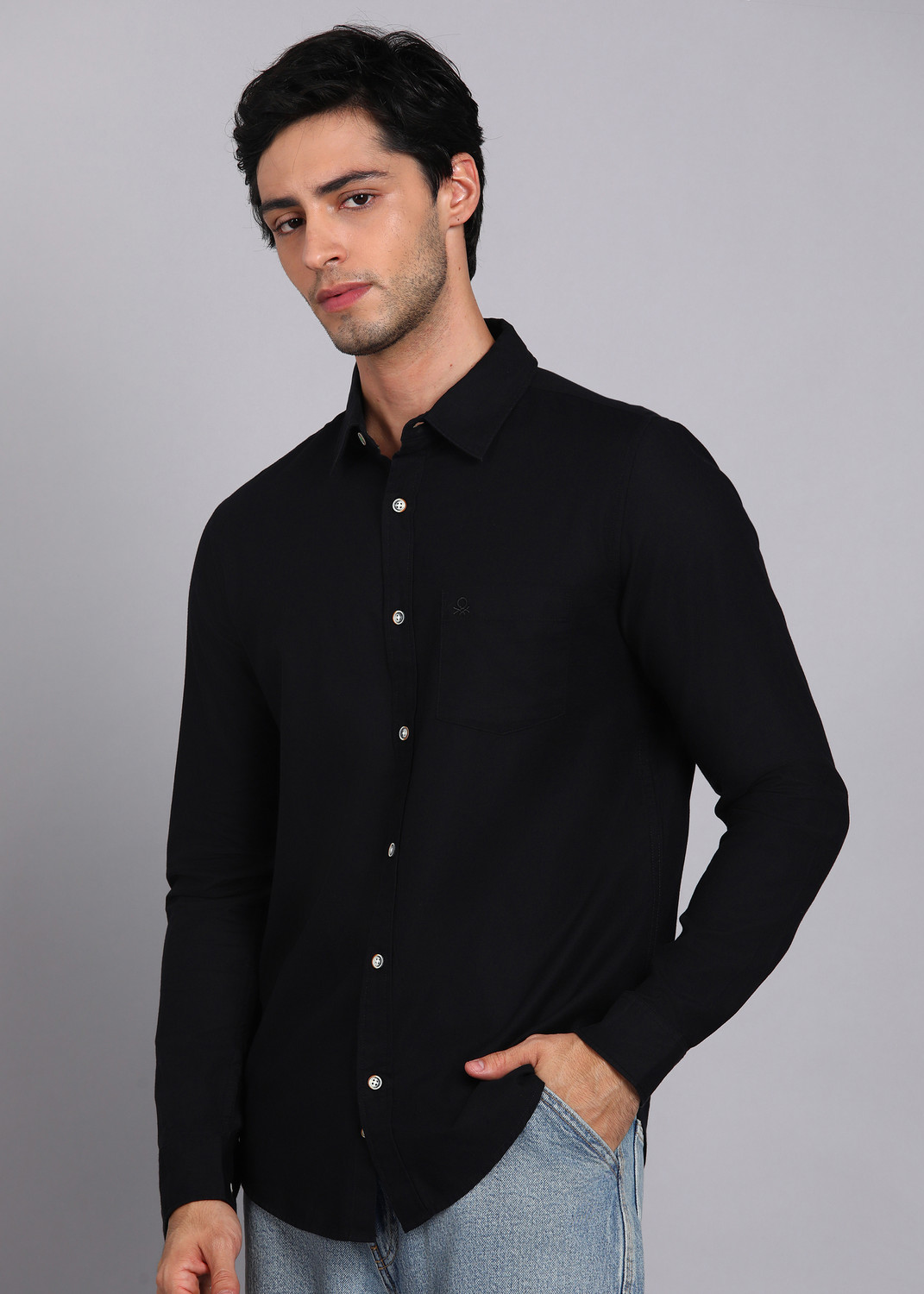 Image of United Colors of Benetton Men Solid Casual Black Shirt