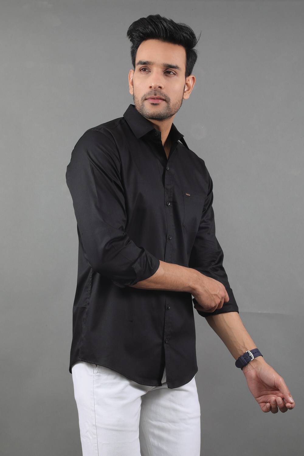 Tanip Men Slim Fit Solid Spread Collar Casual Shirt