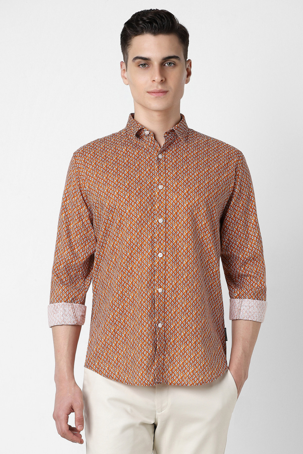 Image of V DOT BY VAN HEUSEN Men Slim Fit Printed Casual Shirt