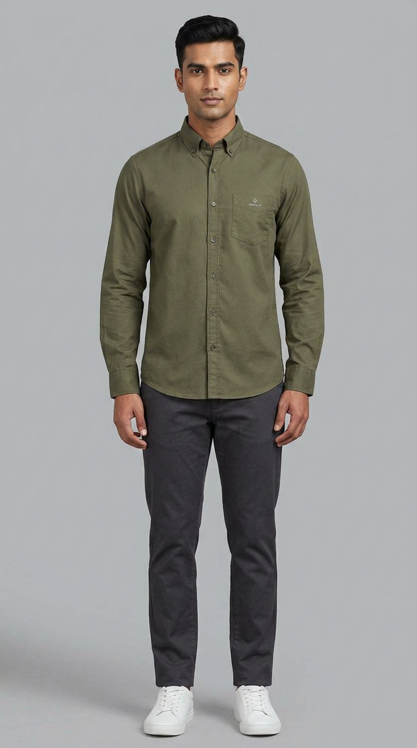 Kuki Men Regular Fit Solid Spread Collar Casual Shirt