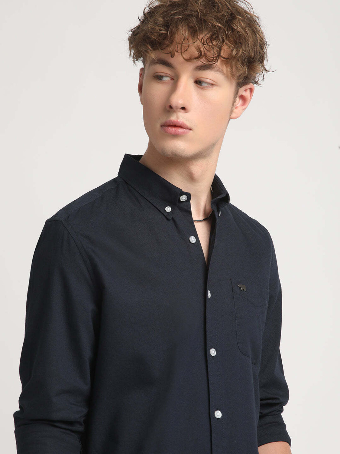 Image of THE BEAR HOUSE Men Solid Casual Blue Shirt